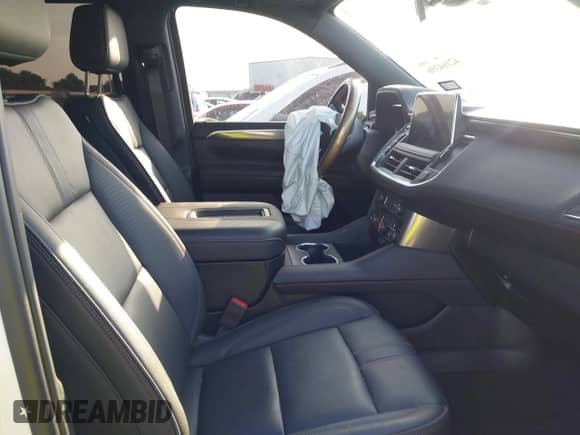 2024 Chevrolet Tahoe RST с VIN 1GNSCRKD3RR340893, выставлен на аукционе IAAI как лот 42164396 с пробегом 9 849 миль миль и . История ставок и продаж доступна на DreamBid. Изображение 5.