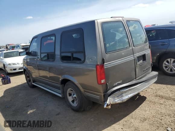 1999 Chevrolet Astro Cargo YF7 с VIN 1GBDM19W3XB109364, выставлен на аукционе Copart как лот 52816735 с пробегом 186 580 миль миль и Списание • Salvage title. История ставок и продаж доступна на DreamBid. Изображение 2.