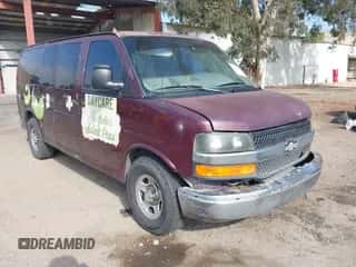 2005 Chevrolet Express Passenger z VIN 1GNFG15T051145577, wystawiony jako IAAI lot #43379852 z przebiegiem 220 437 mil mil oraz . Historia ofert i sprzedaży dostępna na DreamBid. Obrazek 1.