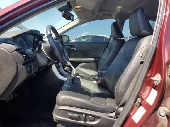 2014 Honda Accord Touring z VIN 1HGCR2F90EA807691, wystawiony jako Copart lot #59680945 z przebiegiem 181 564 mil mil oraz Czysty tytuł • Clean title. Historia ofert i sprzedaży dostępna na DreamBid. Obrazek 7.