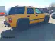 2005 Chevrolet Tahoe Z71 with VIN 1GNEK13T25R166106, listed as a IAAI auction lot 41677772 with 200,782 mi miles and . Bid and sale history available at DreamBid. Image 4.