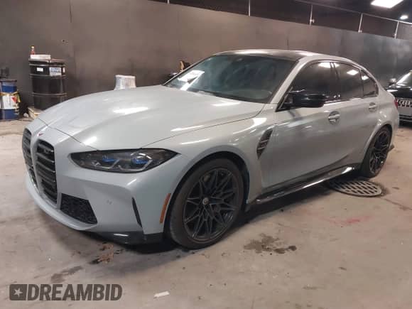 2022 BMW M3 Competition z VIN WBS33AY04NFN11206, wystawiony jako IAAI lot #41286638 z przebiegiem 6 086 mil mil oraz . Historia ofert i sprzedaży dostępna na DreamBid. Obrazek 19.