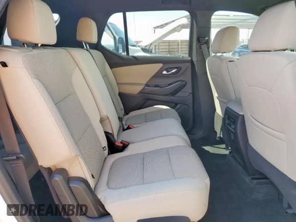 2022 Chevrolet Traverse LS z VIN 1GNERFKW3NJ131609, wystawiony jako Copart lot #83766255 z przebiegiem 16 408 mil mil oraz Czysty tytuł • Clean title. Historia ofert i sprzedaży dostępna na DreamBid. Obrazek 11.