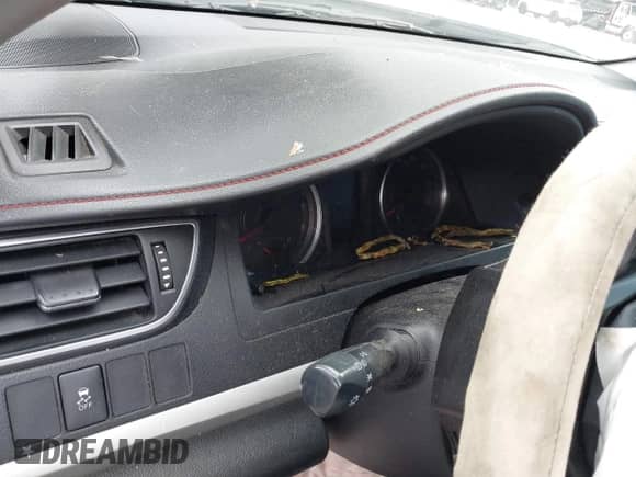 2015 Toyota Camry SE с VIN 4T1BF1FK4FU488856, выставлен на аукционе IAAI как лот 43117398 с пробегом Не указан миль и . История ставок и продаж доступна на DreamBid. Изображение 15.