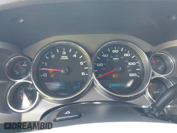 2009 Chevrolet Silverado 1500 LT with VIN 2GCEC23C491138544, listed as a IAAI auction lot 42212030 with 220,578 mi miles and . Bid and sale history available at DreamBid. Image 7.