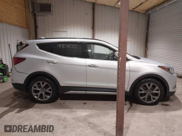 2018 Hyundai Santa Fe Ultimate с VIN 5XYZWDLA9JG502177, выставлен на аукционе IAAI как лот 41904033 с пробегом 68 000 миль миль и . История ставок и продаж доступна на DreamBid. Изображение 12.