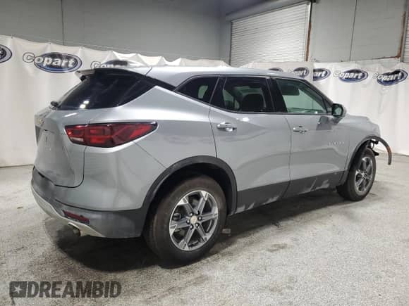 2025 Chevrolet Blazer LT with VIN 3GNKBCR48SS253189, listed as a Copart auction lot 87086635 with 2,502 mi miles and Clean title. Bid and sale history available at DreamBid. Image 3.