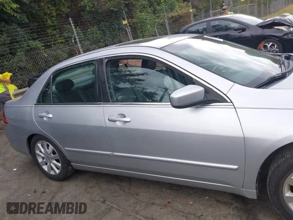 2007 Honda Accord EX-L with VIN 1HGCM66587A019778, listed as a IAAI auction lot 43104338 with 128,323 mi miles and . Bid and sale history available at DreamBid. Image 13.