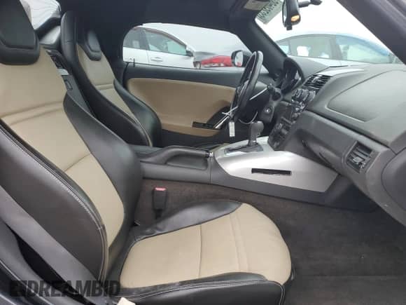 2008 Saturn Sky with VIN 1G8MC35B48Y133484, listed as a Copart auction lot 88469255 with 106,790 mi miles and Salvage title. Bid and sale history available at DreamBid. Image 10.