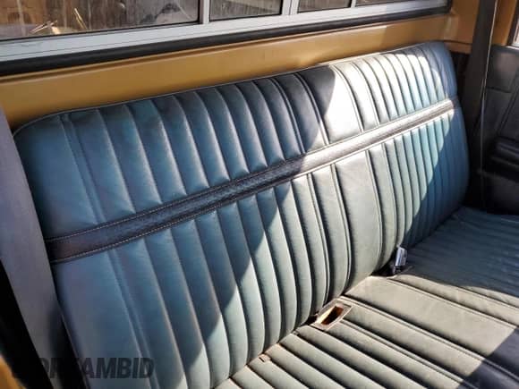 1984 Chevrolet S-10 с VIN 1GCCS14B2E8124045, выставлен на аукционе Copart как лот 60935865 с пробегом 25 340 миль миль и Списание • Salvage title. История ставок и продаж доступна на DreamBid. Изображение 10.