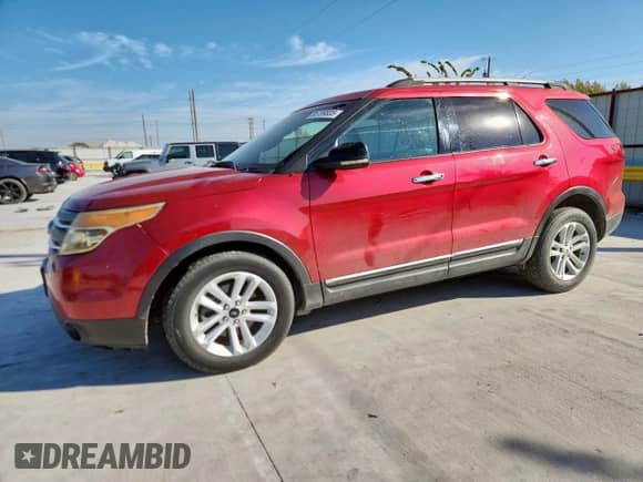 2012 Ford Explorer XLT z VIN 1FMHK7D84CGA74308, wystawiony jako Copart lot #85759835 z przebiegiem 136 812 mil mil oraz Szkoda całkowita • Salvage title. Historia ofert i sprzedaży dostępna na DreamBid. Obrazek 1.