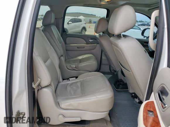 2011 Chevrolet Suburban LTZ with VIN 1GNSCKE00BR380807, listed as a Copart auction lot 68389505 with 232,118 mi miles and Salvage title. Bid and sale history available at DreamBid. Image 11.