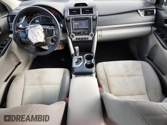 2014 Toyota Camry LE с VIN 4T1BF1FK3EU420479, выставлен на аукционе Copart как лот 85519115 с пробегом 160 877 миль миль и Списание • Salvage title. История ставок и продаж доступна на DreamBid. Изображение 8.