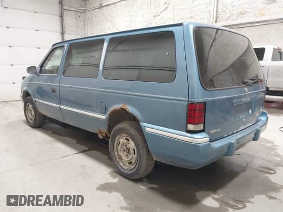 1992 Dodge Grand Caravan с VIN 1B4GK44R1NX248133, выставлен на аукционе IAAI как лот 42118680 с пробегом 188 949 миль миль и . История ставок и продаж доступна на DreamBid. Изображение 3.
