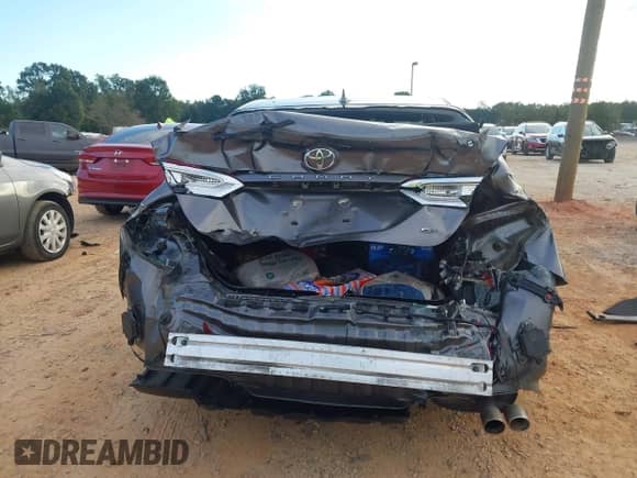 2019 Toyota Camry SE z VIN 4T1B11HK3KU686768, wystawiony jako IAAI lot #43409700 z przebiegiem 150 511 mil mil oraz . Historia ofert i sprzedaży dostępna na DreamBid. Obrazek 16.