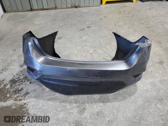 2017 Nissan Sentra SV с VIN 3N1AB7AP4HY240885, выставлен на аукционе Copart как лот 85587255 с пробегом 126 530 миль миль и Списание • Salvage title. История ставок и продаж доступна на DreamBid. Изображение 12.