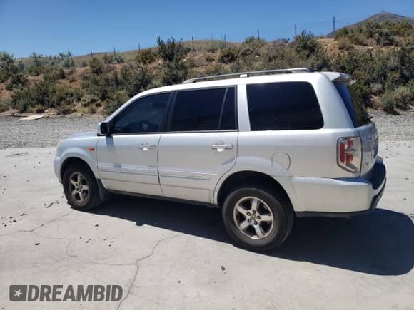 2006 Honda Pilot EX-L с VIN 5FNYF28676B021055, выставлен на аукционе Copart как лот 63104785 с пробегом 272 403 миль миль и Списание • Salvage title. История ставок и продаж доступна на DreamBid. Изображение 2.