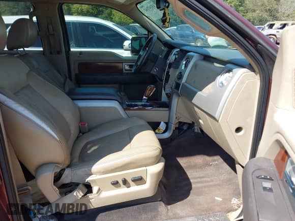 2009 Ford F-150 XL z VIN 1FTPW12V09FA78624, wystawiony jako IAAI lot #43247142 z przebiegiem 244 183 mil mil oraz . Historia ofert i sprzedaży dostępna na DreamBid. Obrazek 5.