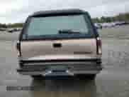 1993 Chevrolet Blazer с VIN 1GNEK18K1PJ396916, выставлен на аукционе Copart как лот 72332554 с пробегом 80 099 миль миль и Списание • Salvage title. История ставок и продаж доступна на DreamBid. Изображение 6.