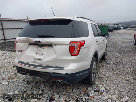 2018 Ford Explorer Limited z VIN 1FM5K7F82JGC69918, wystawiony jako IAAI lot #41427239 z przebiegiem 128 784 mil mil oraz . Historia ofert i sprzedaży dostępna na DreamBid. Obrazek 4.