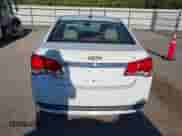 2013 Chevrolet Cruze 2LT z VIN 1G1PE5SBXD7295383, wystawiony jako IAAI lot #43127109 z przebiegiem 106 273 mil mil oraz . Historia ofert i sprzedaży dostępna na DreamBid. Obrazek 16.