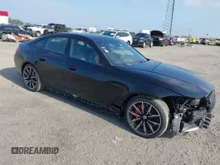 2023 BMW 4 Series M440i xDrive с VIN WBA13AW05PFP02201, выставлен на аукционе IAAI как лот 42872582 с пробегом 2 437 миль миль и . История ставок и продаж доступна на DreamBid. Изображение 1.