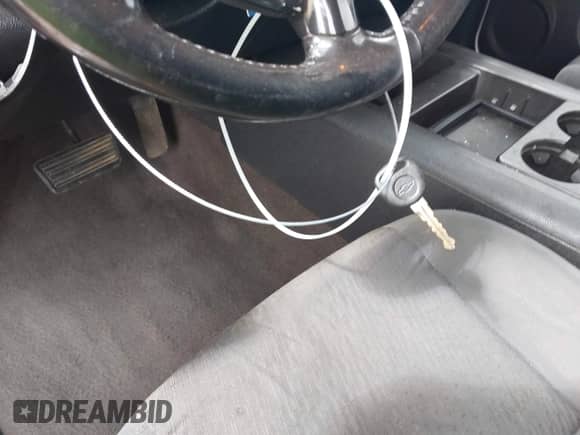 2009 Chevrolet Silverado 1500 LT with VIN 3GCEC23C09G103345, listed as a IAAI auction lot 42200972 with 335,301 mi miles and . Bid and sale history available at DreamBid. Image 11.