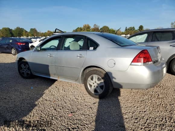2010 Chevrolet Impala LS с VIN 2G1WA5EN6A1220346, выставлен на аукционе Copart как лот 85087835 с пробегом 88 868 миль миль и Списание • Salvage title. История ставок и продаж доступна на DreamBid. Изображение 2.