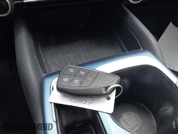 2024 Chevrolet Equinox EV LT z VIN 3GN7DLRP1RS264152, wystawiony jako IAAI lot #42163334 z przebiegiem 22 074 mil mil oraz . Historia ofert i sprzedaży dostępna na DreamBid. Obrazek 11.