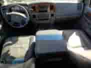 2006 Dodge 2500 SLT z VIN 1D7KS28C56J202872, wystawiony jako Copart lot #82196245 z przebiegiem 237 884 mil mil oraz Szkoda całkowita • Salvage title. Historia ofert i sprzedaży dostępna na DreamBid. Obrazek 8.