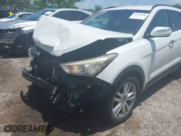 2013 Hyundai Santa Fe Sport with VIN 5XYZU3LA8DG096865, listed as a IAAI auction lot 42829818 with 140,059 mi miles and . Bid and sale history available at DreamBid. Image 6.