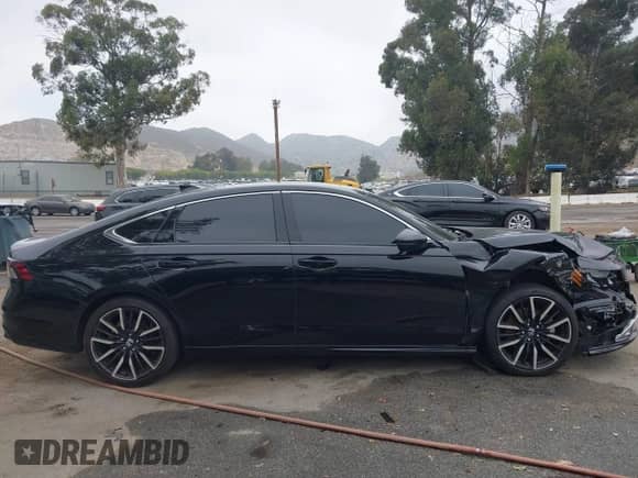 2023 Honda Accord Touring with VIN 1HGCY2F81PA046201, listed as a IAAI auction lot 42283747 with 34,912 mi miles and . Bid and sale history available at DreamBid. Image 13.