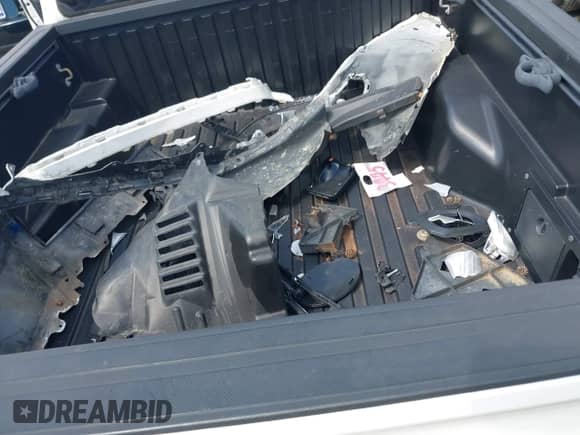 2020 Toyota Tacoma SR5 с VIN 3TMCZ5AN3LM331473, выставлен на аукционе IAAI как лот 42986925 с пробегом 62 161 миль миль и . История ставок и продаж доступна на DreamBid. Изображение 12.