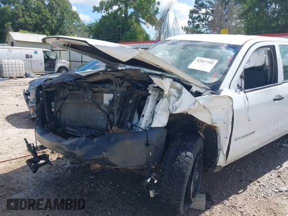 2017 Chevrolet Silverado 1500 Work Truck z VIN 3GCUKNEC3HG406079, wystawiony jako IAAI lot #42567352 z przebiegiem 189 811 mil mil oraz . Historia ofert i sprzedaży dostępna na DreamBid. Obrazek 6.