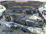 2003 Chevrolet Silverado 2500HD LT z VIN 1GCHK29153E171662, wystawiony jako Copart lot #80114585 z przebiegiem Nie podano mil oraz Szkoda całkowita • Salvage title. Historia ofert i sprzedaży dostępna na DreamBid. Obrazek 11.