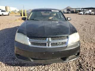 2013 Dodge Avenger SXT z VIN 1C3CDZCB9DN606929, wystawiony jako Copart lot #73480624 z przebiegiem 183 134 mil mil oraz Czysty tytuł • Clean title. Historia ofert i sprzedaży dostępna na DreamBid. Obrazek 5.