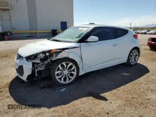 2013 Hyundai Veloster w/Gray Int z VIN KMHTC6AD9DU162101, wystawiony jako Copart lot #71926675 z przebiegiem 44 981 mil mil oraz Szkoda całkowita • Salvage title. Historia ofert i sprzedaży dostępna na DreamBid. Obrazek 1.