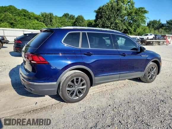 2023 Volkswagen Tiguan SE с VIN 3VVMB7AX5PM103083, выставлен на аукционе Copart как лот 62409895 с пробегом 9 763 миль миль и Списание • Salvage title. История ставок и продаж доступна на DreamBid. Изображение 3.