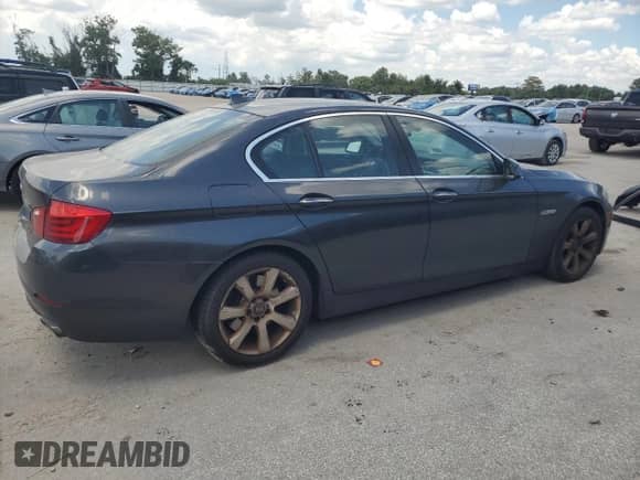 2011 BMW 5 Series 550i с VIN WBAFR9C5XBC270881, выставлен на аукционе Copart как лот 67120385 с пробегом 99 365 миль миль и Чистый • Clean title. История ставок и продаж доступна на DreamBid. Изображение 3.