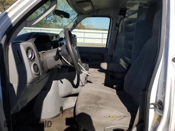 2013 Ford Econoline Cargo Commercial with VIN 1FTNE2EW2DDB22647, listed as a Copart auction lot 87264995 with 190,620 mi miles and Clean title. Bid and sale history available at DreamBid. Image 7.