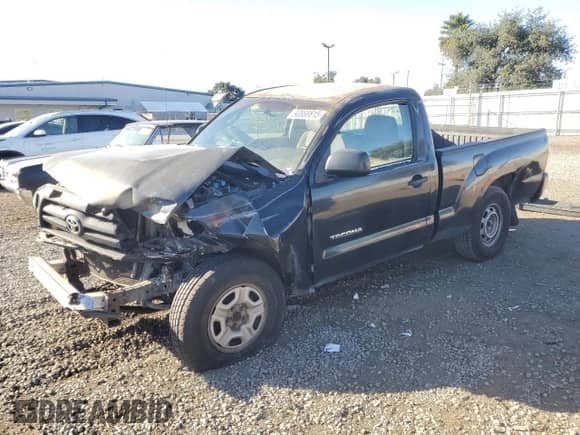 2005 Toyota Tacoma с VIN 5TENX22N75Z010490, выставлен на аукционе Copart как лот 90868815 с пробегом 295 521 миль миль и Чистый • Clean title. История ставок и продаж доступна на DreamBid. Изображение 1.