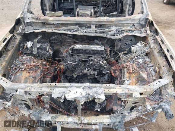 2022 Toyota Tundra SR5 with VIN 5TFLA5DB6NX007701, listed as a IAAI auction lot 42921508 with 14,189 mi miles and . Bid and sale history available at DreamBid. Image 10.