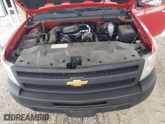 2013 Chevrolet Silverado 1500 Work Truck z VIN 1GCNKPEX8DZ174642, wystawiony jako Copart lot #61579325 z przebiegiem 196 008 mil mil oraz Szkoda całkowita • Salvage title. Historia ofert i sprzedaży dostępna na DreamBid. Obrazek 11.