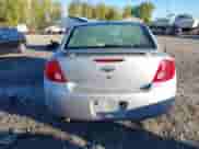 2007 Chevrolet Cobalt LTZ z VIN 1G1AZ55F677314802, wystawiony jako IAAI lot #43409663 z przebiegiem 153 999 mil mil oraz . Historia ofert i sprzedaży dostępna na DreamBid. Obrazek 16.