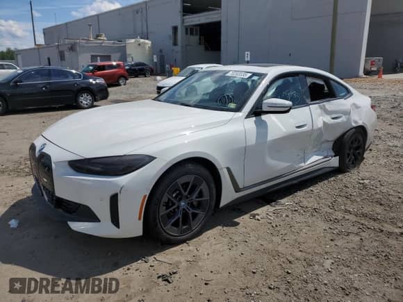 2024 BMW i4 eDrive35 with VIN WBY43AW03RFR59830, listed as a Copart auction lot 70283535 with 23,026 mi miles and Salvage title. Bid and sale history available at DreamBid. Image 1.
