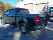 2007 Ford F-150 XLT с VIN 1FTPW14517FA58473, выставлен на аукционе IAAI как лот 43508243 с пробегом 177 530 миль миль и . История ставок и продаж доступна на DreamBid. Изображение 3.
