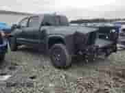 2023 Toyota Tacoma SR5 z VIN 3TYDZ5BN6PT037126, wystawiony jako Copart lot #71999225 z przebiegiem 53 573 mil mil oraz Szkoda całkowita • Salvage title. Historia ofert i sprzedaży dostępna na DreamBid. Obrazek 2.