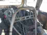 1999 Ford Explorer z VIN 1FMYU22E5XUB56559, wystawiony jako IAAI lot #43331856 z przebiegiem Nie podano mil oraz . Historia ofert i sprzedaży dostępna na DreamBid. Obrazek 8.