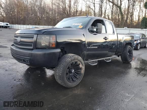2007 Chevrolet Silverado 1500 Work Truck с VIN 2GCEK19JX71659011, выставлен на аукционе Copart как лот 82175134 с пробегом 186 503 миль миль и Списание • Salvage title. История ставок и продаж доступна на DreamBid. Изображение 1.