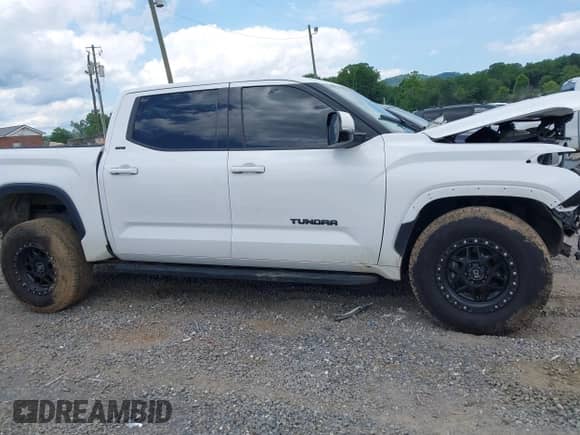 2022 Toyota Tundra SR5 with VIN 5TFLA5DB2NX001314, listed as a IAAI auction lot 42538763 with 69,630 mi miles and . Bid and sale history available at DreamBid. Image 14.